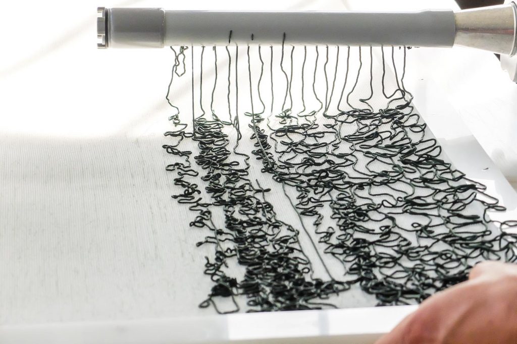 mise en spaghettis de la spiruline pressée